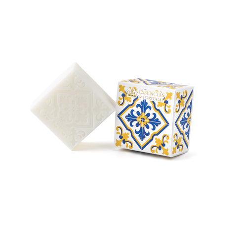 150GR SOAP WITH ENGRAVED TILE PATTERN