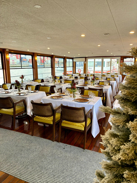 Cruceros Azules - Noche de Lisboa a bordo con espectáculo de fado