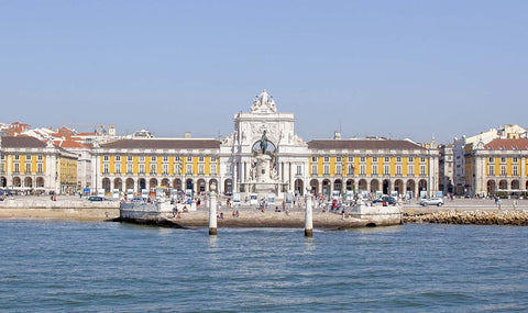 BUY HERE - Lisboa Card