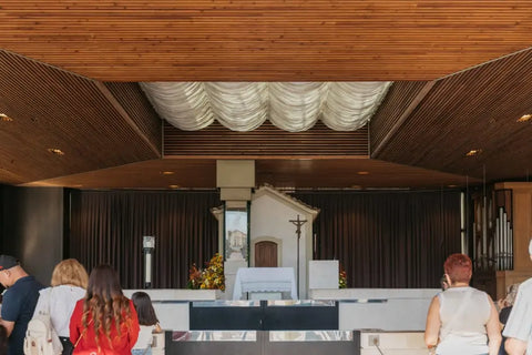 Passeio Exclusivo de Carrinha de Meio Dia - Santuário de Fátima e Aldeia dos Pastorinhos