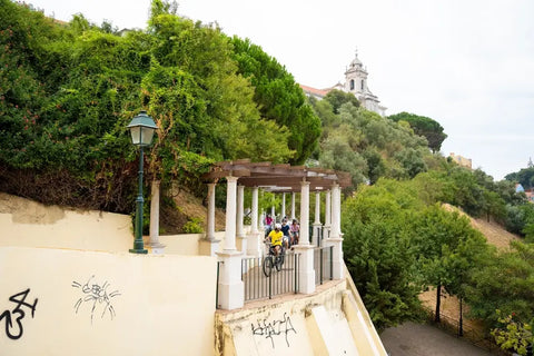 E-BIKE Tour - Up the Hills City Center