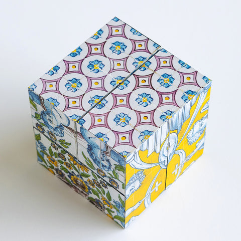 Magic cube