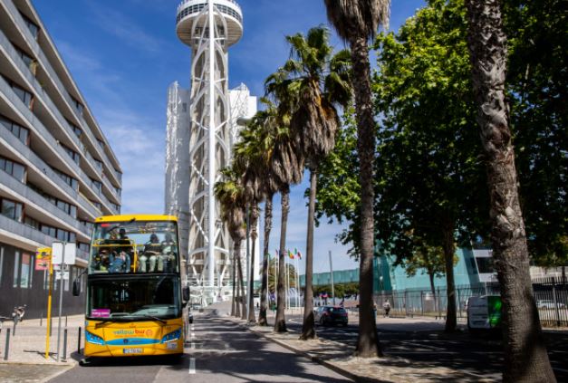 Yellow Bus - Modern Lisbon Bus Tour
