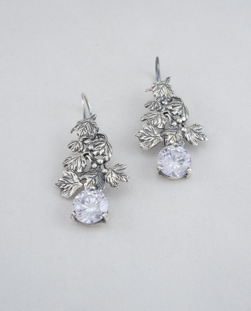 Earrings with zircon