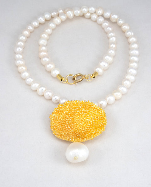 Necklace with Pearl