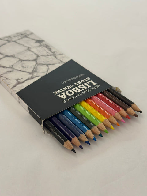 Set of 12 coloured Pencil