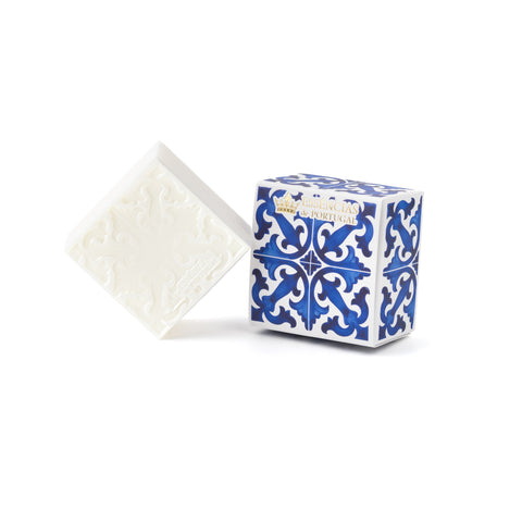150GR SOAP WITH ENGRAVED TILE PATTERN