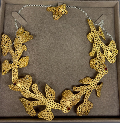 Colar "Ecos Reais" de Cristina Nuño