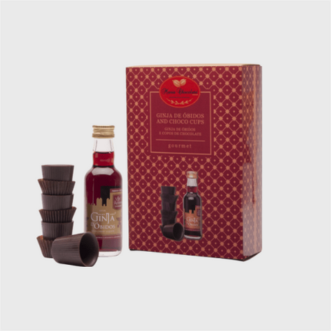 Coffret Licor de Ginja de Óbidos com copos de chocolate