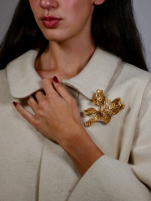 Broche Ecos Reais de Cristina Nuño