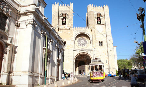 BUY HERE - Lisboa Card