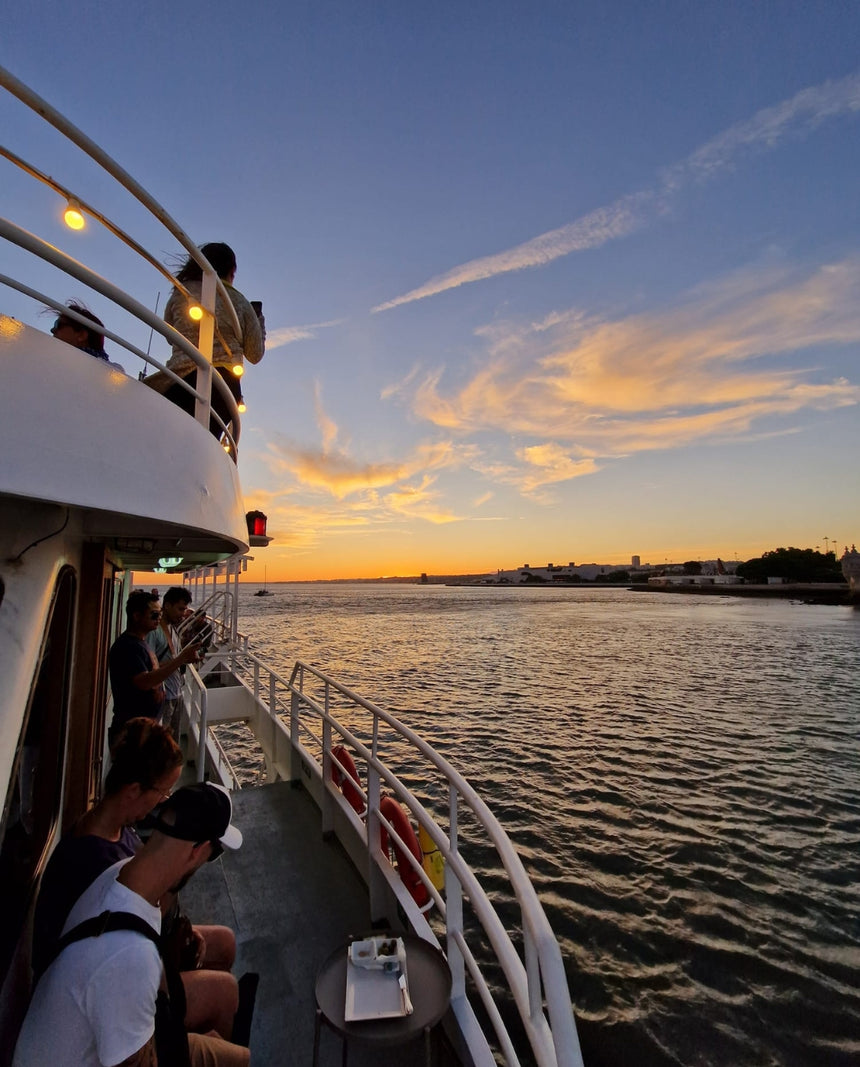Blue Cruises - Tágides Sunset