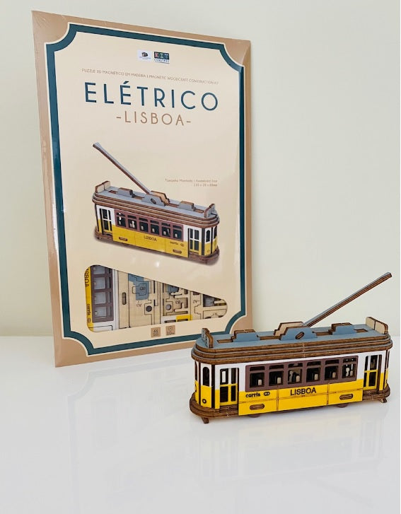 Eléctrico de Lisboa 3D Enigma Magnético de Madeira 